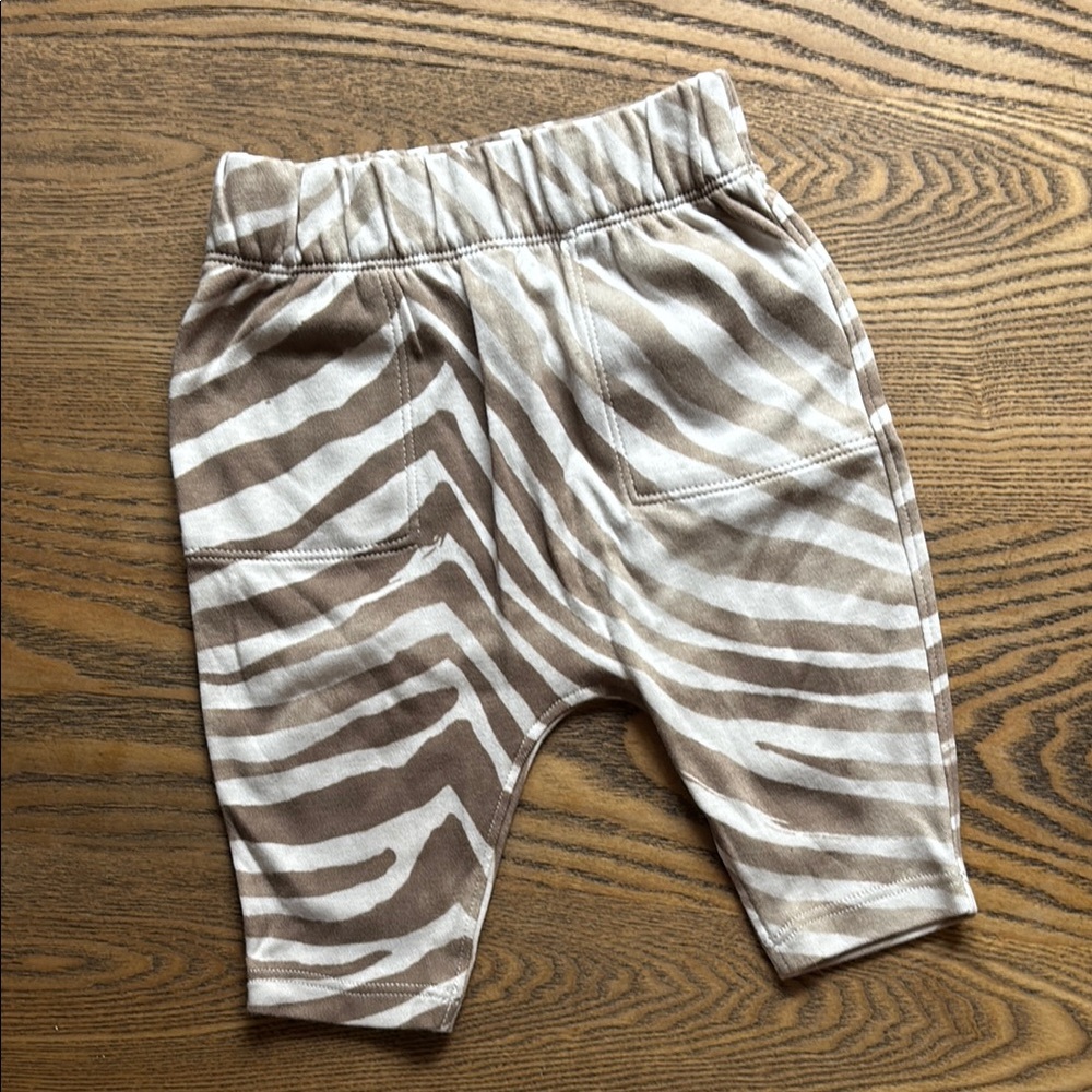 Banana Republic ESSENTIAL SUPIMA® PANTS FOR BABY in Zebra 3-6 months